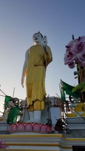 The new 19 meter standing Buddha at Wat Doi Kham